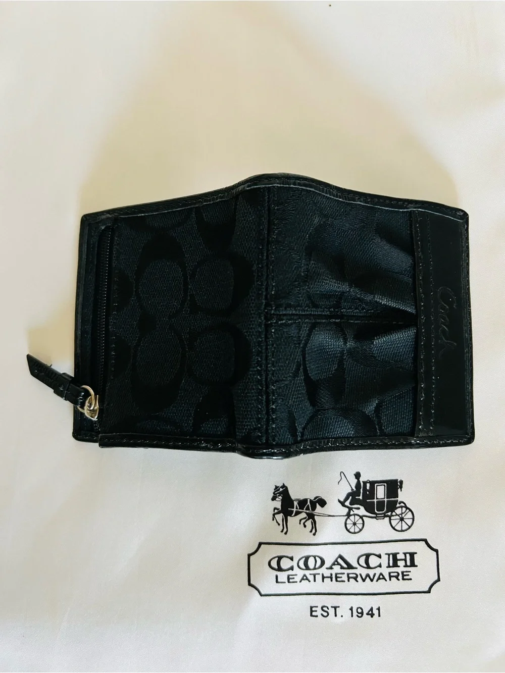 🖤Coach🩶Canvas & Leather Signature Logo Compact Wallet with Silver